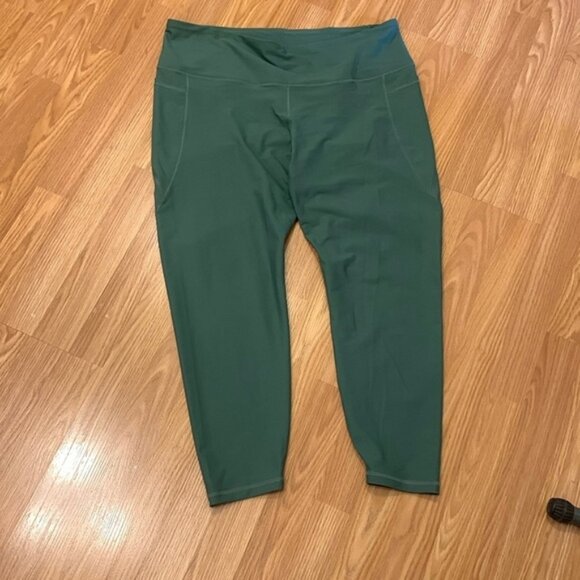 Old Navy High Rise Activewear Green Leggings - Picture 1 of 9